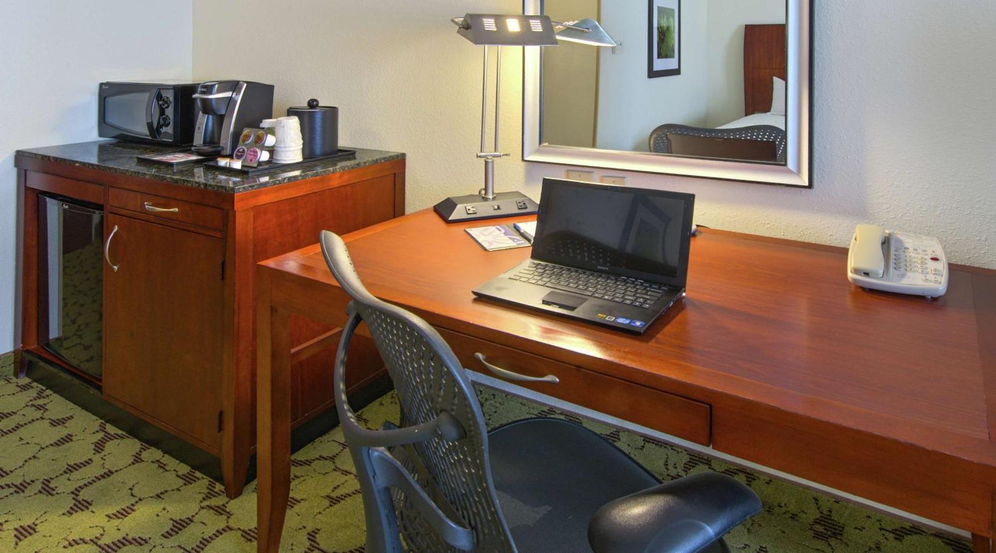 Hilton Garden Inn Macon/Mercer University מראה חיצוני תמונה